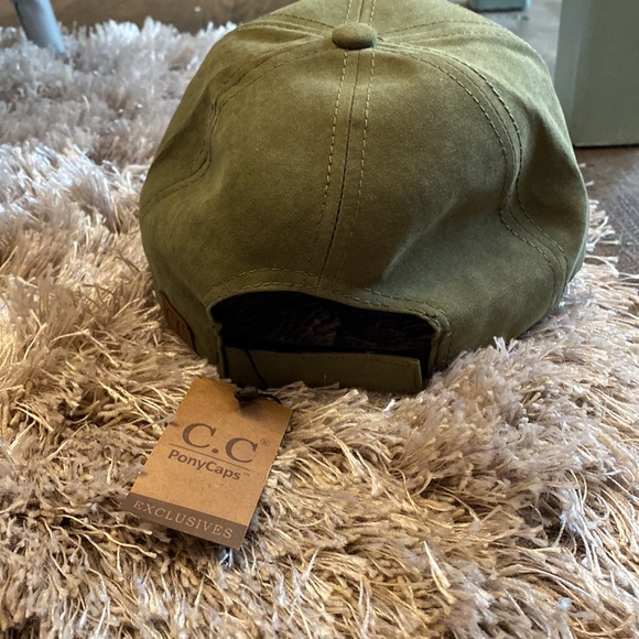 C.C. PonyCaps Patch Hat - Velcro back - Suede Finish - Olive Green - NWT - Picture 4 of 5